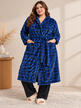 14TH & UNION Women Blue & Black Check Fleece Dressing Gown