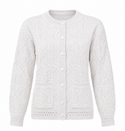  Beaumonde women’s ivory cable knit cardigan in UK size 10/12. Classic button-front design with textured knit, long sleeves and front pockets.