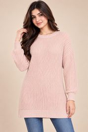 BOOHOO Women’s Blush Pink Chunky Knit Longline Jumper in UK Size M. Cozy crew-neck design with long sleeves and a straight ribbed hem.