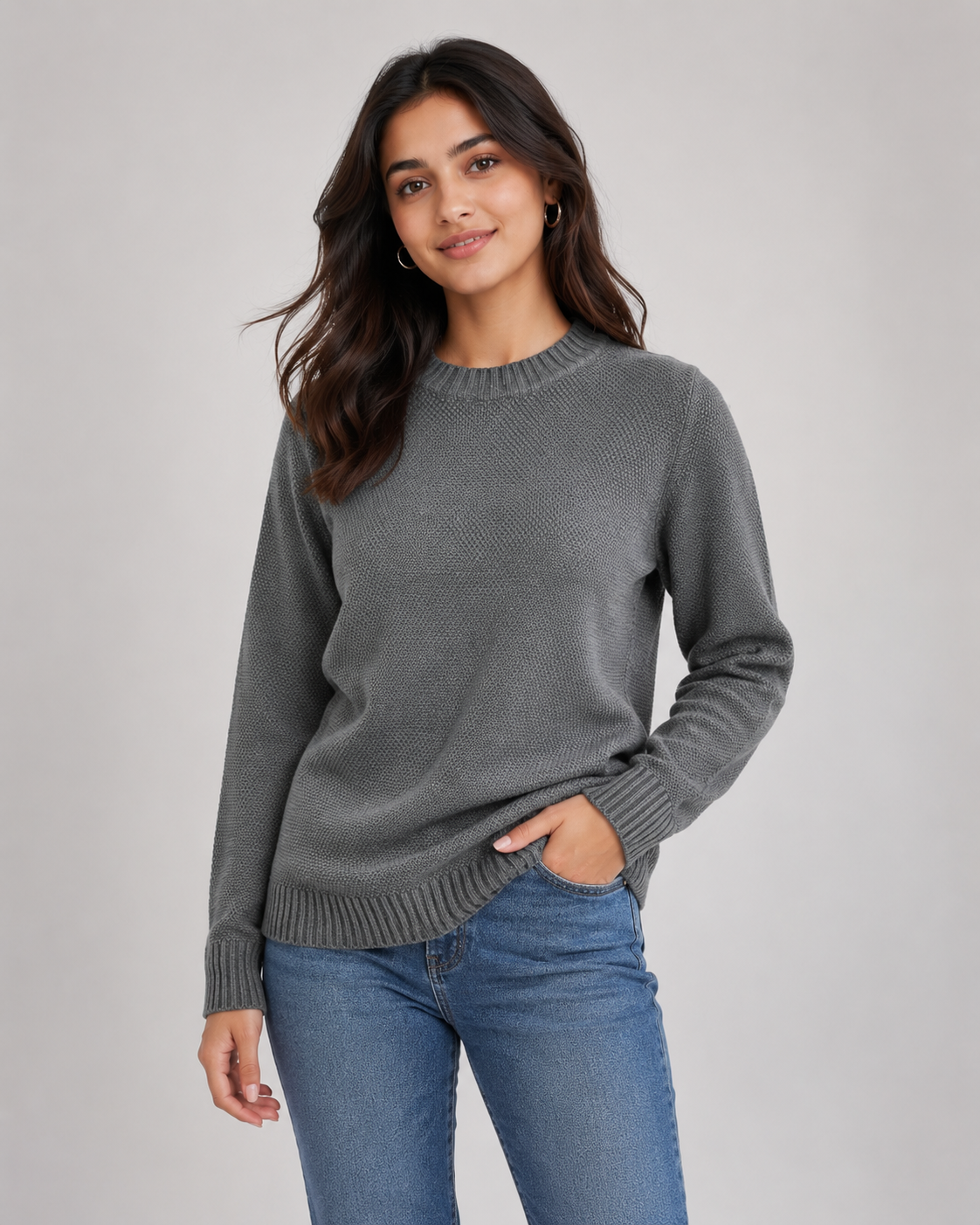  Boohoo women’s grey textured knit jumper in UK Size M. Long-sleeve crew neck design with ribbed trims, perfect for casual everyday styling.