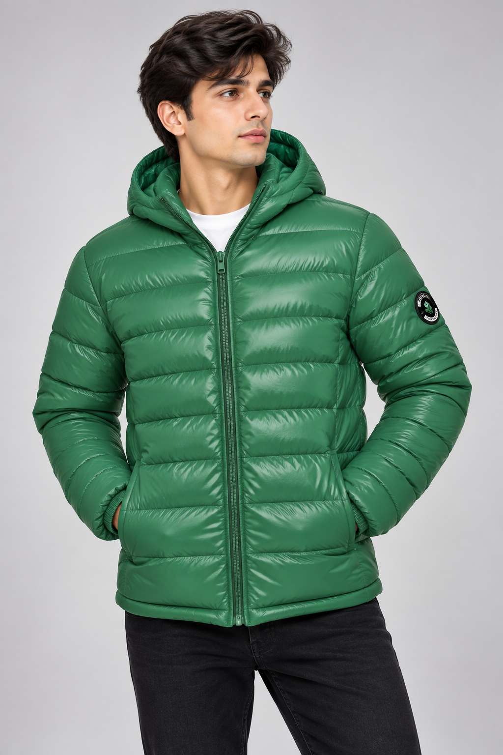 BRAVE SOUL men’s sea green hooded puffer jacket in UK Size M. Stylish quilted design with full zip, padded hood and warm winter construction.