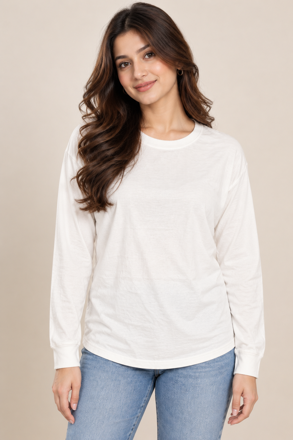 BRAVE SOUL women’s white full sleeve top in UK Size 2XL. A comfortable crew-neck casual top ideal for everyday wear and easy layering.