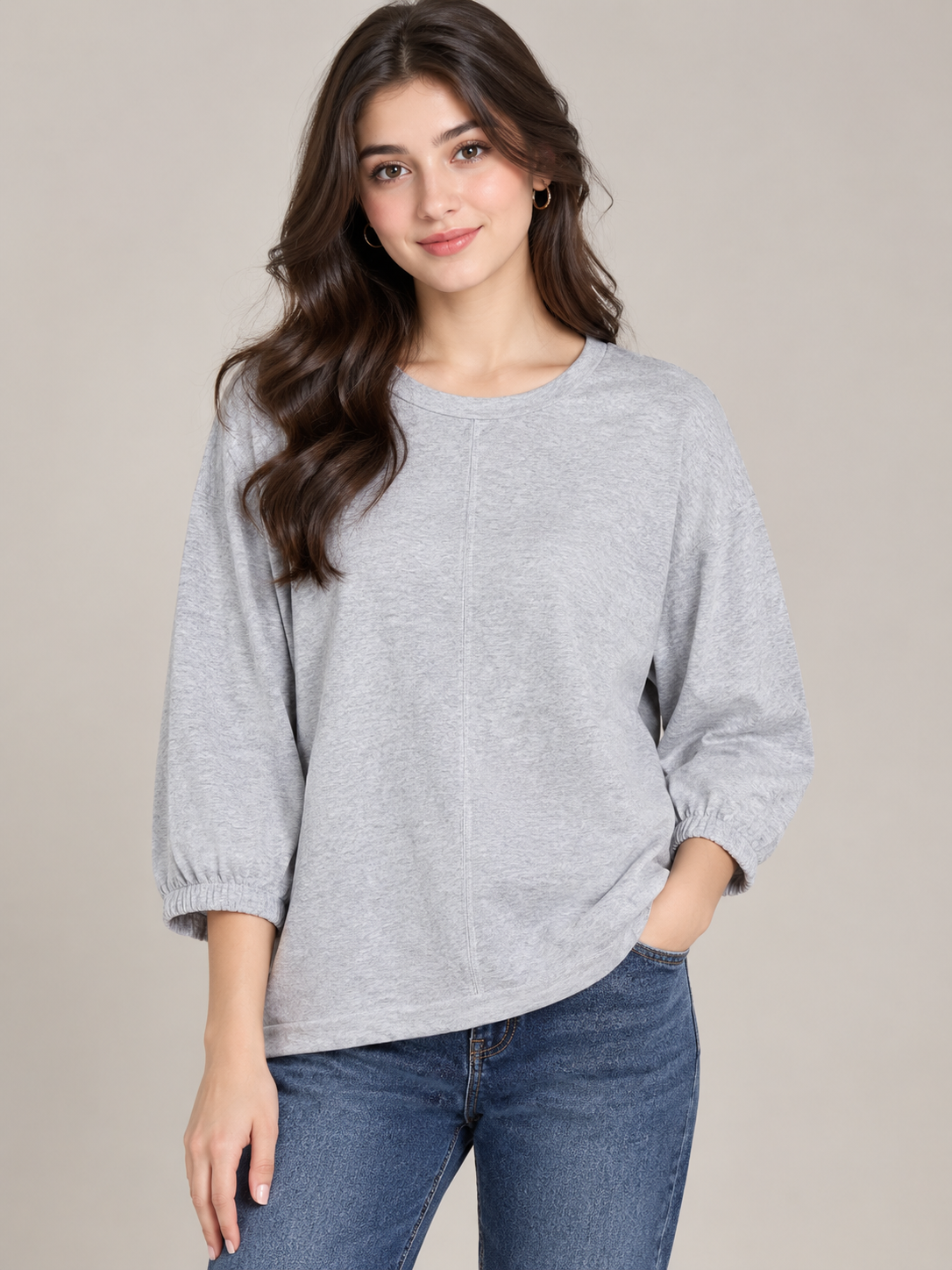   Capsule Women’s Light Grey Sweatshirt in UK Size L. Relaxed crew neck design with long sleeves, soft feel and versatile everyday styling.