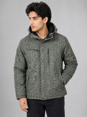 Cedarwood State men’s hooded winter jacket in green patterned design, UK size L. Padded, warm and practical with multiple secure pockets.