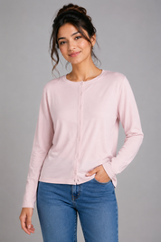  Classic women’s light pink button-front cardigan in UK size 14. Long-sleeve knit design with a timeless style, perfect for casual wear, work and layering.