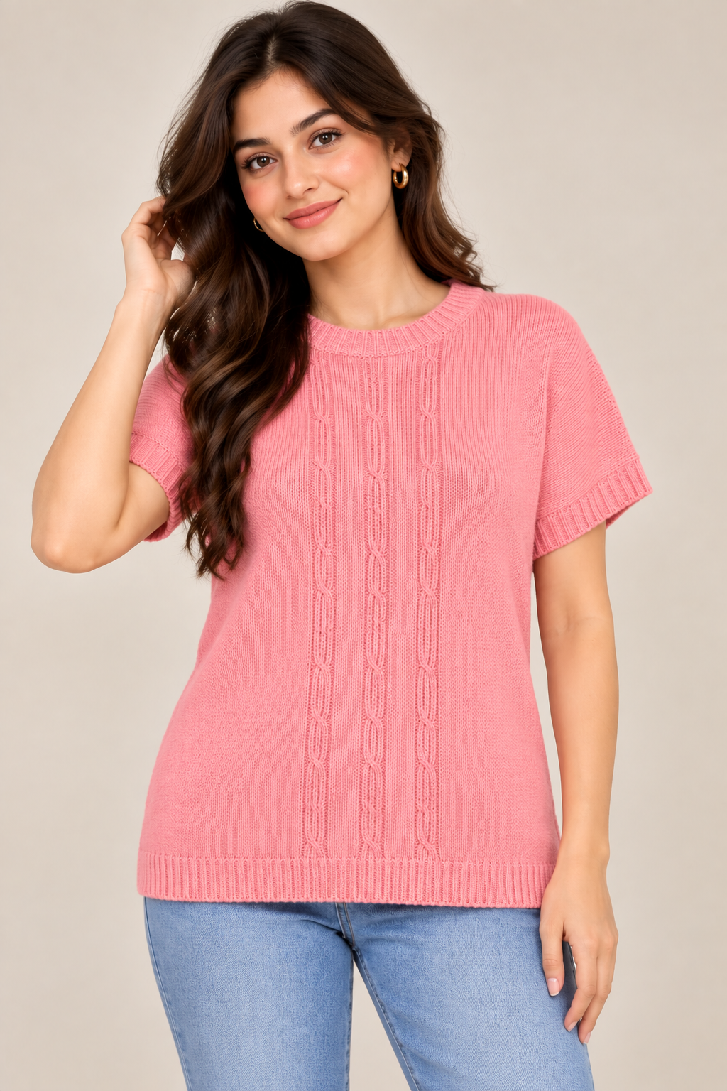 EWM Women’s Pink Cable Knit Short Sleeve Sweater in UK Size M. Features a crew neck, cable-knit detailing and straight ribbed hem. Stylish everyday knitwear.