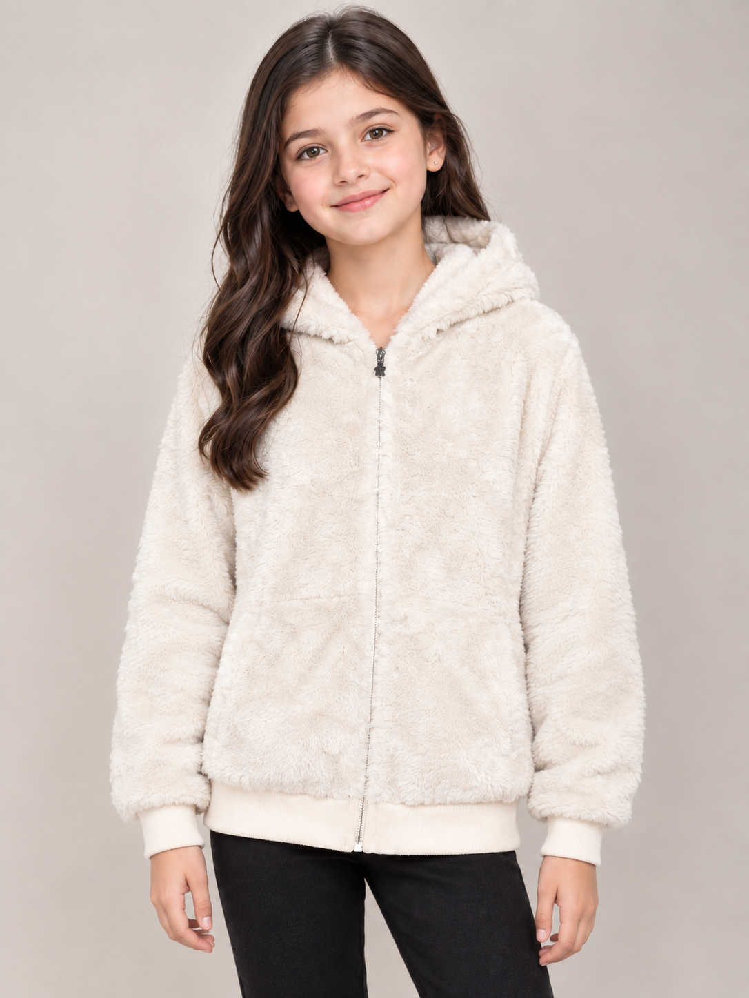 F&F Girls Ivory Fleece Hooded Zip-Up Jacket in UK Size 10–11 Years. Soft, warm and comfortable design with full zip fastening and hood. Rated 4/5.