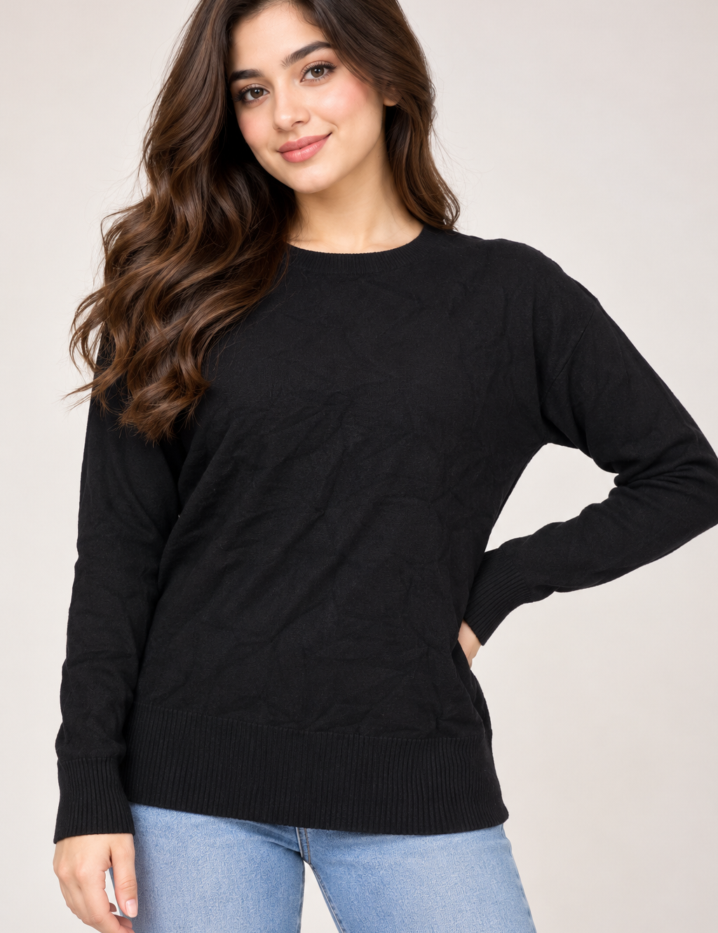 F&F women’s black crew neck jumper in UK Size L. Classic long-sleeve design with ribbed cuffs and hem, ideal for casual and everyday wear.