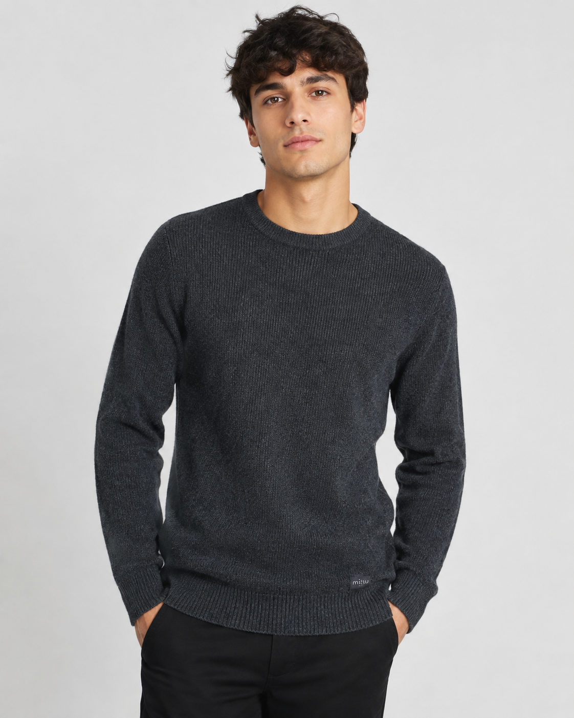  Firetrap men’s charcoal grey knitted crew neck jumper in UK XL. Stylish, versatile and comfortable, perfect for casual and everyday wear.