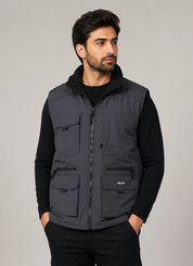  Fortress Men's Black Utility Jacket in XL. Features multiple utility pockets, full zip fastening, and a durable lightweight design—ideal for workwear, outdoor adventures, hiking, fishing, camping, and everyday casual wear.