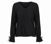  GAP women’s black textured V-neck blouse in UK size L. Stylish tie-cuff sleeves, relaxed fit, and versatile design for everyday wear.