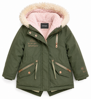 Keep your little one cosy with this George Baby Girls Olive Green Faux Fur Hooded Winter Parka Jacket for ages 3–4 years. Soft fleece lining, warm hood, stylish design, and UK handpicked quality.