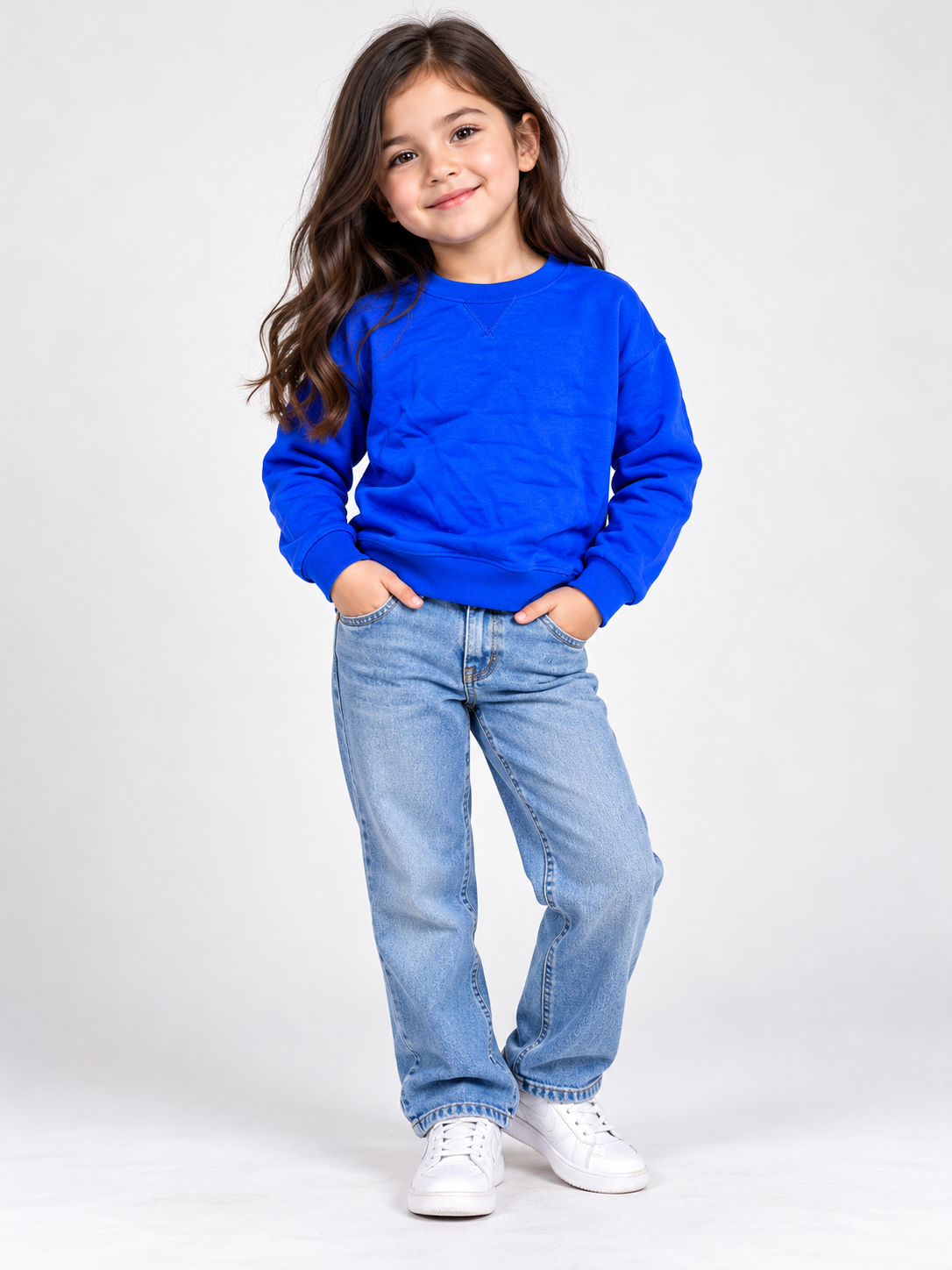  George Girls Royal Blue Crew Neck Sweatshirt in UK Size 5–6 Years. Stylish long sleeve casual jumper, perfect for everyday outfits.