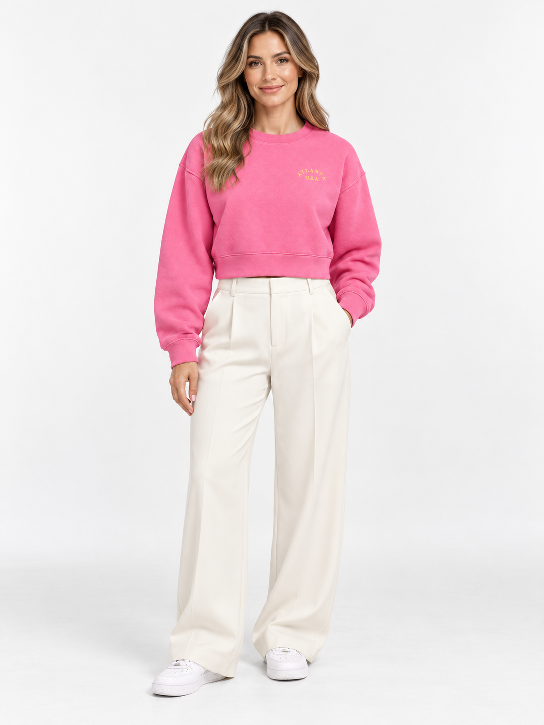   George women’s pink cropped sweatshirt in UK size L, featuring Atlanta embroidery, a crew neck and long sleeves for easy casual styling.