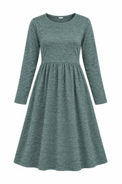 George women’s green-grey long sleeve knit dress in UK Size 18. Featuring a round neck, gathered waist and flattering flared skirt.