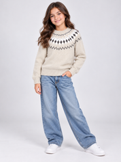 GIRLS WEAR Cream Fair Isle Knitted Jumper in UK size 11–12 years. Stylish Nordic-pattern winter sweater with long sleeves and cosy ribbed detailing.