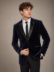 H&M Men’s Navy Velvet Tuxedo Blazer in UK Size L. Featuring elegant black lapels and a luxurious velvet finish, perfect for weddings, parties and formal occasions.
