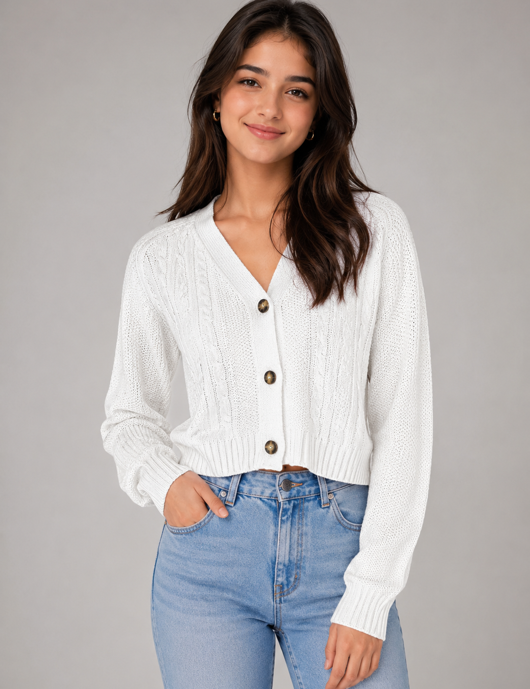  Hollister Women’s White Cable Knit Button Cardigan in UK Size S. Stylish 3-button V-neck design with long sleeves, perfect for casual everyday layering.