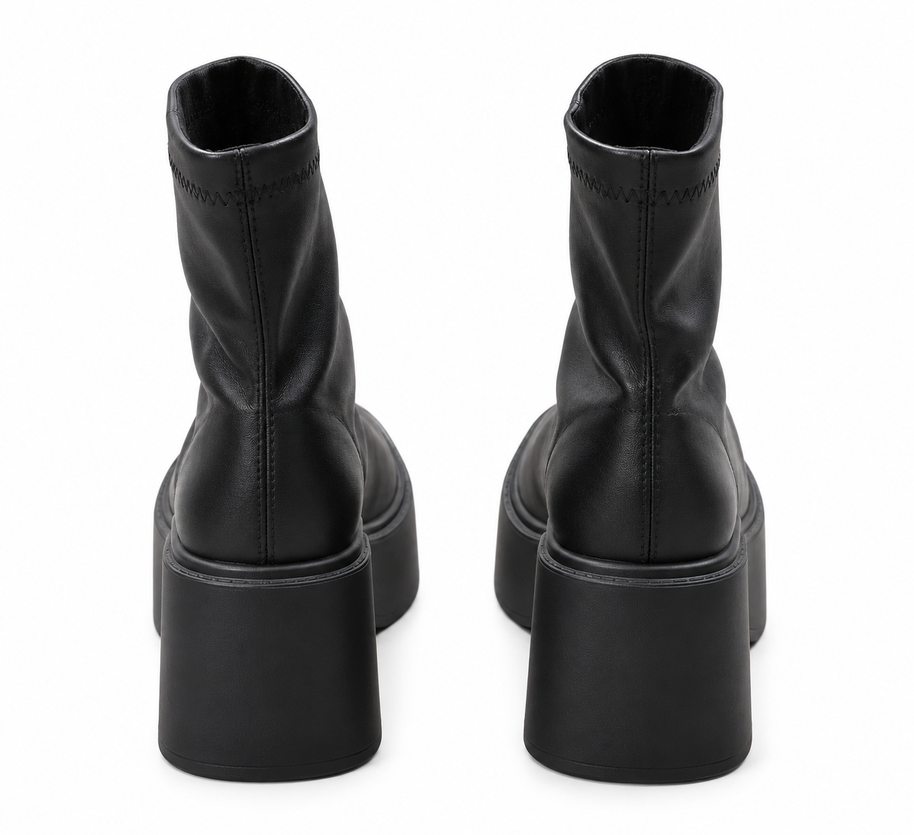  Leather Boots women’s black platform ankle boots in UK Size 40. Stylish chunky sole and block heel design, ideal for casual and party wear.