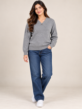 LUXURY Women's Grey V-Neck Knitted Jumper