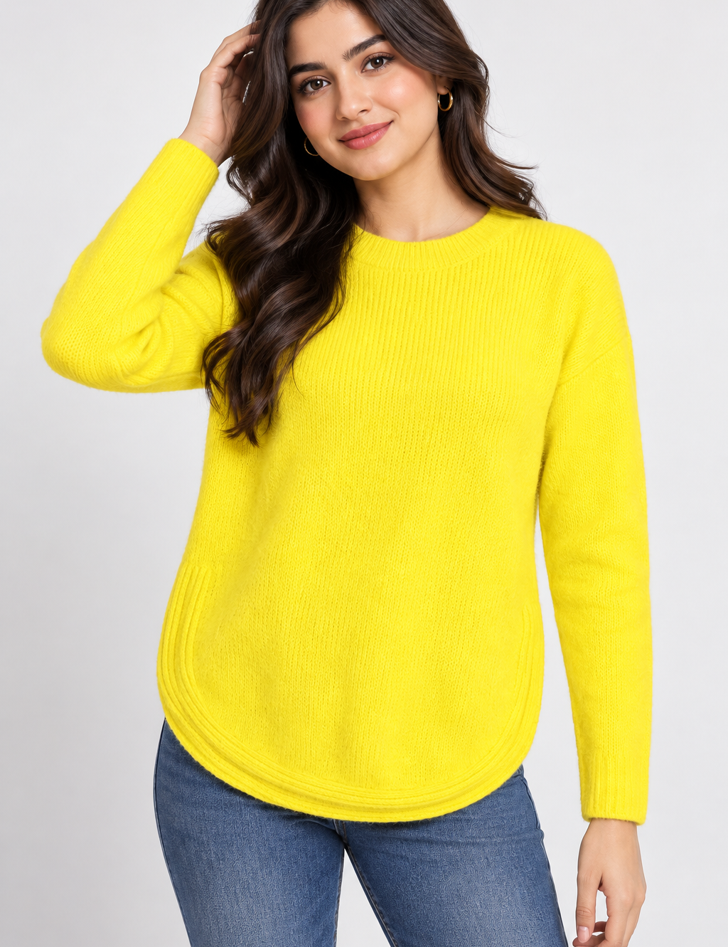  MANGO women’s bright yellow knitted jumper in UK Size M. Stylish crew neck, long sleeves and rounded hem, ideal for casual and everyday wear.