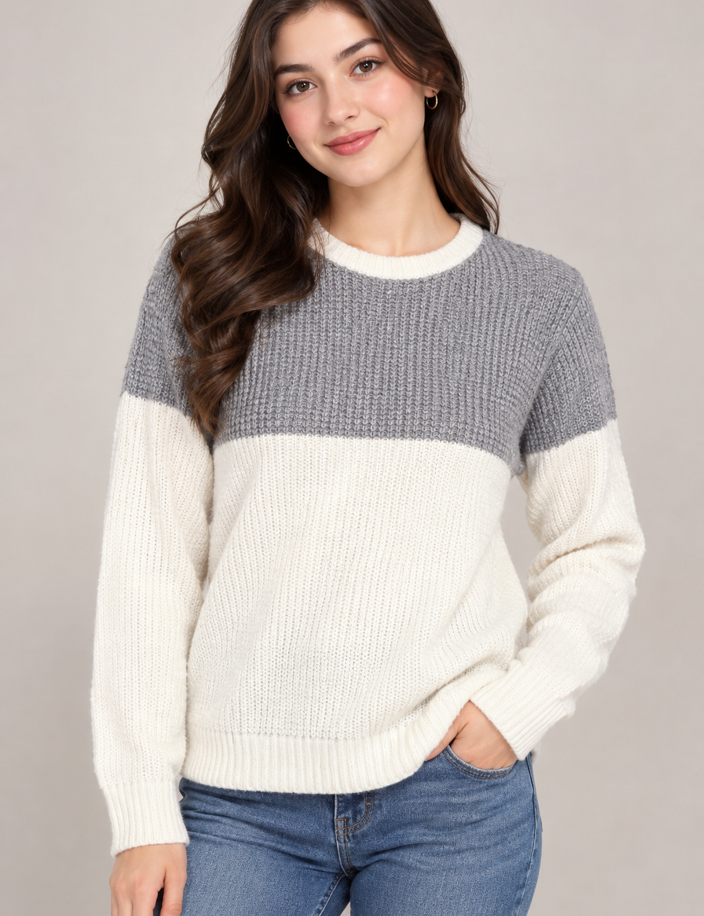  NEXT women’s grey and cream colour block knitted jumper, UK Size M. Stylish crew neck, long sleeves and textured knit design for casual everyday wear.