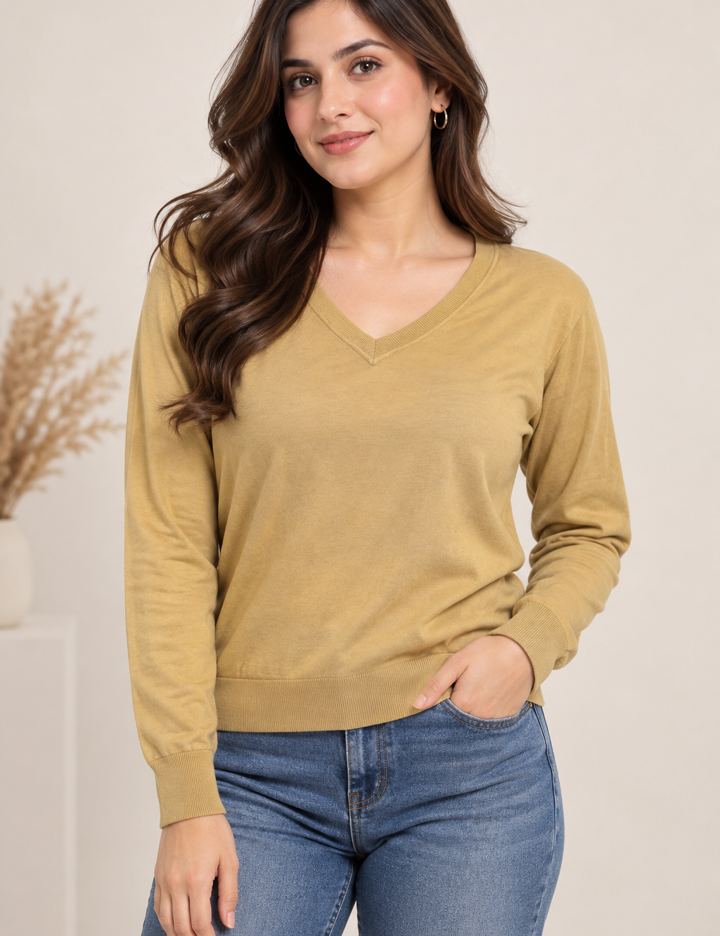  Next women’s mustard V-neck long sleeve jumper in UK Size 16. A comfortable and versatile everyday layer with ribbed cuffs and hem.