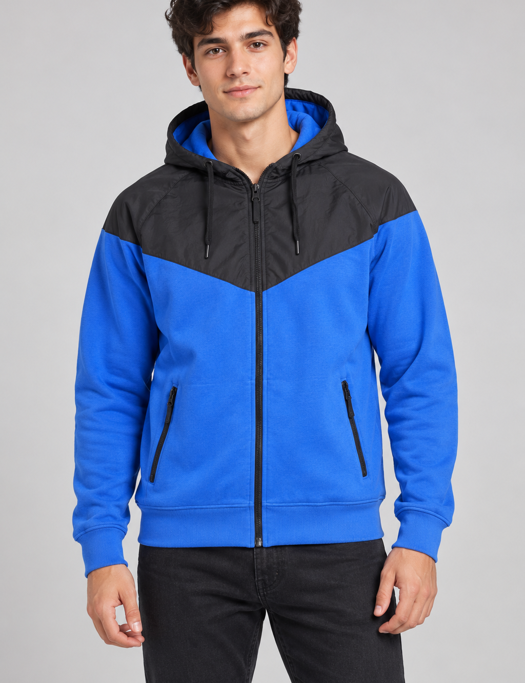  Nike Men’s Blue & Black Hooded Zip Jacket in UK XL. Stylish colour-block design with hood, full zip and zipped pockets. Available now at UK Customer Returns.