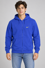  Nike royal blue full zip hoodie in UK size XL. Comfortable hood, kangaroo pockets and yellow Swoosh logo—perfect for casual everyday wear.