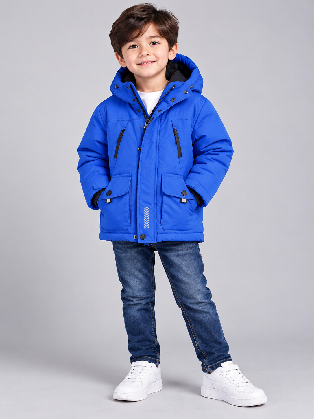 Nutmeg Boys Royal Blue Hooded Padded Winter Jacket, UK 5–6 Years. Cosy hood, zip fastening and practical pockets. Perfect for winter wear.