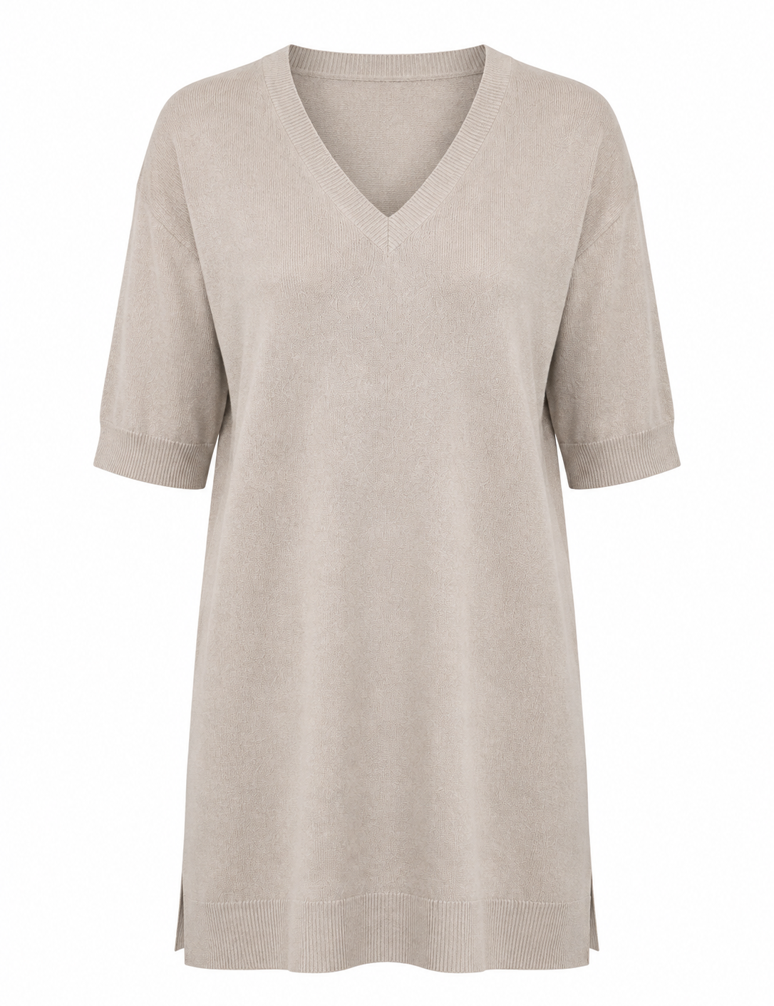 ONLY CARMAKOMA beige V-neck knit tunic, UK 18-20. Relaxed longline fit with ribbed detailing, perfect for stylish everyday wear.