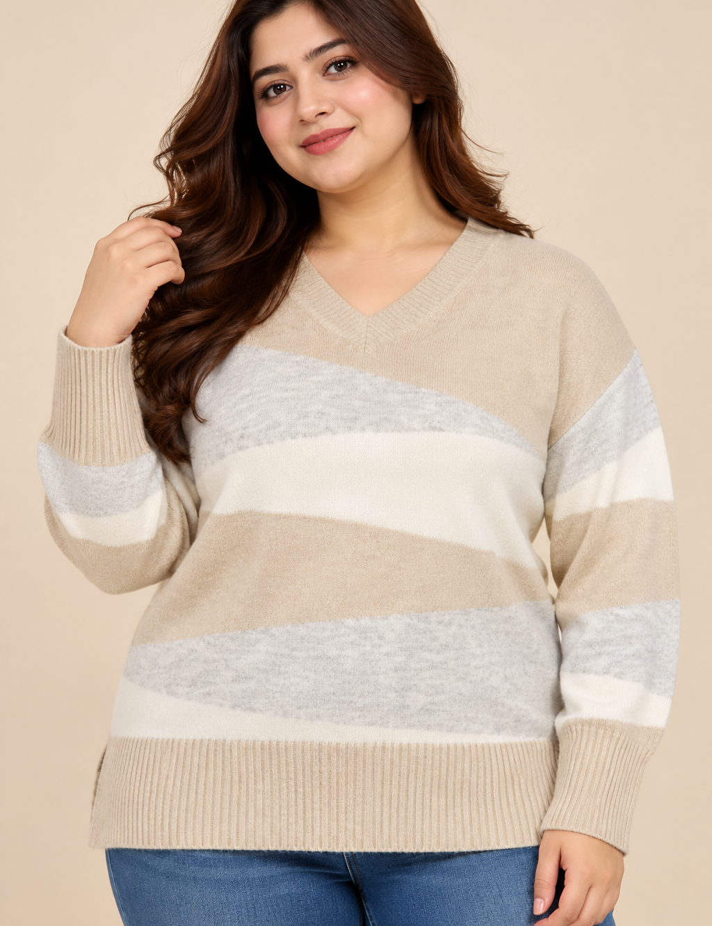 PAPAYA women’s V-neck colour block knitted jumper in UK Size 2XL. Stylish beige, cream and grey design with long sleeves and ribbed trims.