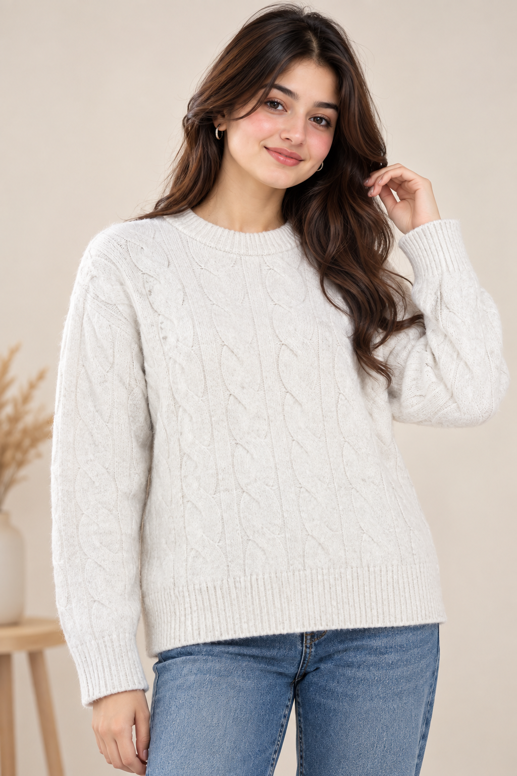 PAPAYA women’s cream cable knit jumper in UK Size S. Cozy long-sleeve crew neck sweater with classic textured knit, perfect for winter styling.