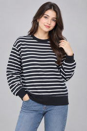  PRIMARK Women’s Black & White Striped Sweatshirt in UK XL. Classic crew neck, long sleeves and comfortable ribbed details for effortless everyday style.