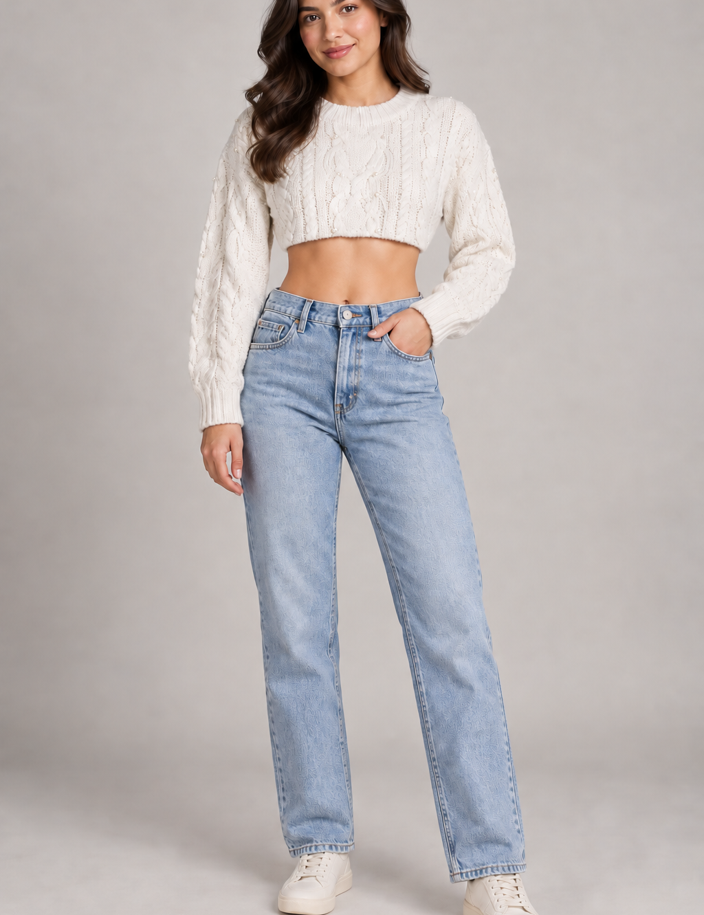   Primark women’s cream pearl cable knit cropped jumper in UK size 12–14. Cosy, stylish and perfect for casual winter looks.
