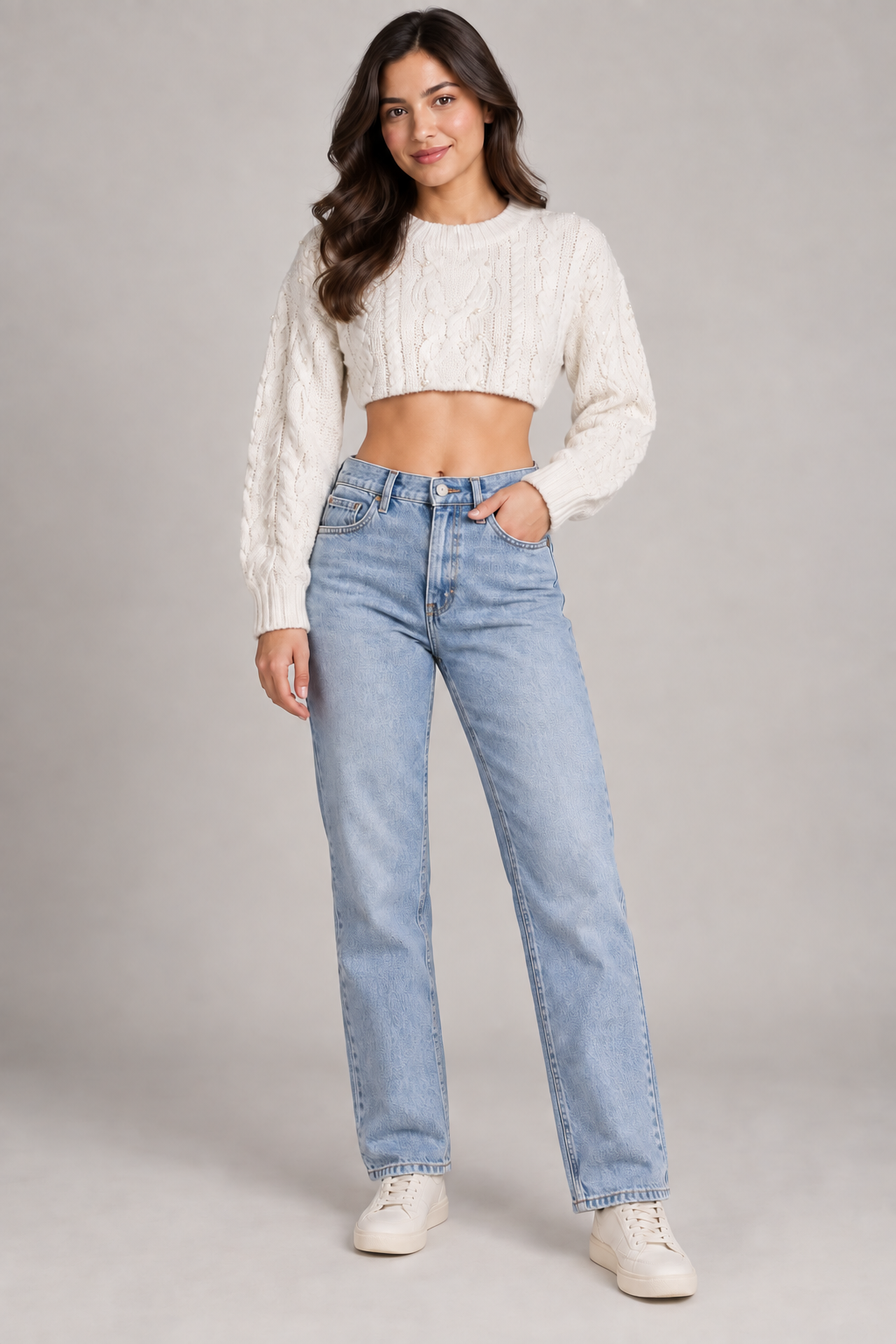   Primark women’s cream pearl cable knit cropped jumper in UK size 12–14. Cosy, stylish and perfect for casual winter looks.