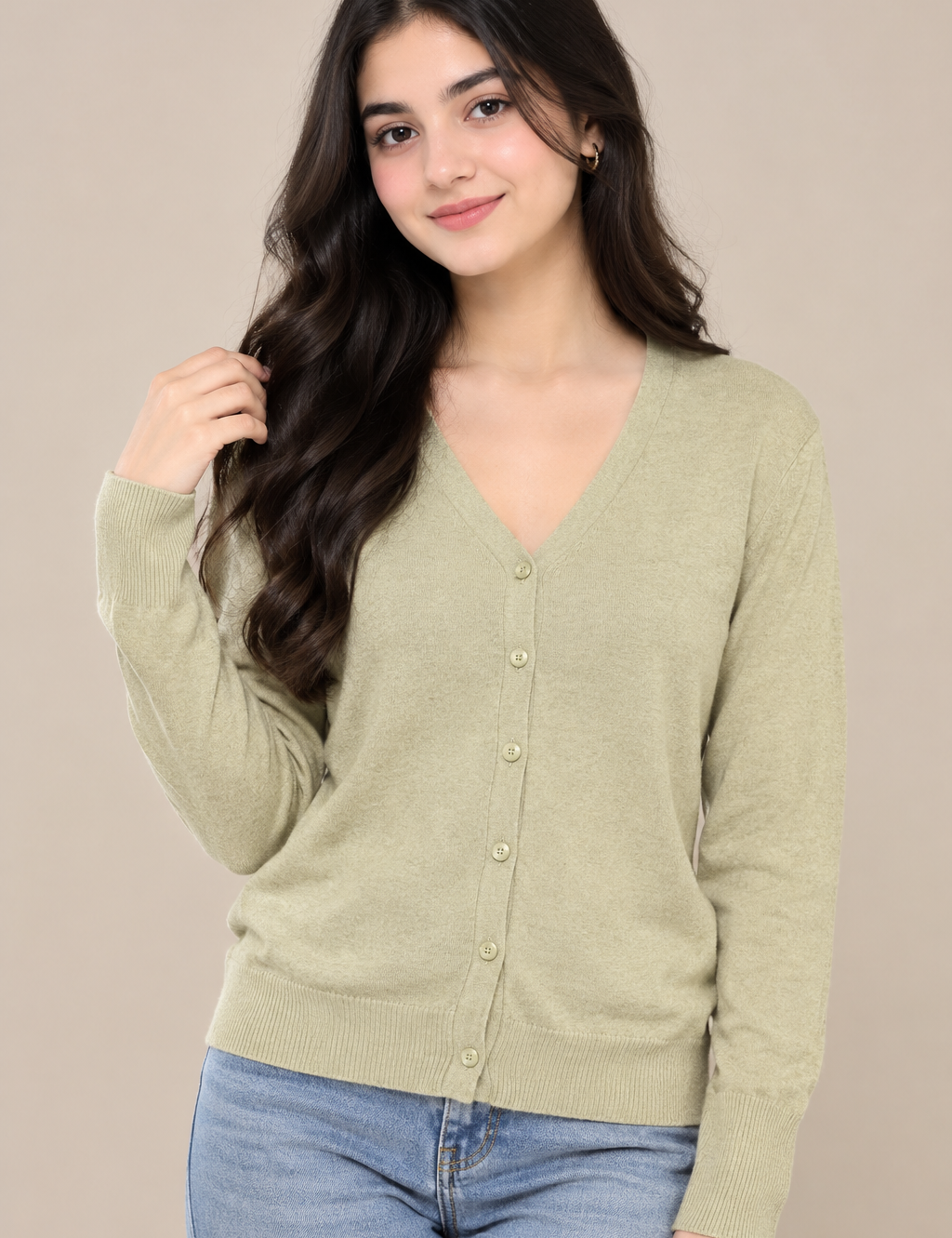  PRIMARK Women’s Light Beige V-Neck Button Front Cardigan in UK Size XS. Classic long-sleeve design with ribbed finish, perfect for everyday and smart-casual outfits.