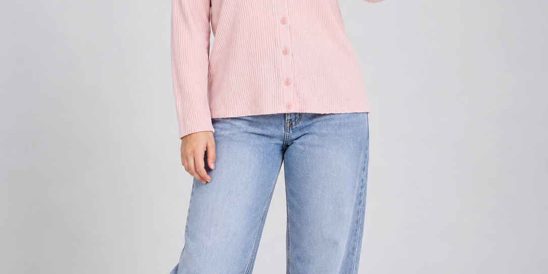 PRIMARK Women's Light Pink Ribbed V-Neck Cardigan in UK Size S. Chest 17", length 21". Stylish button-up knitwear for everyday fashion.