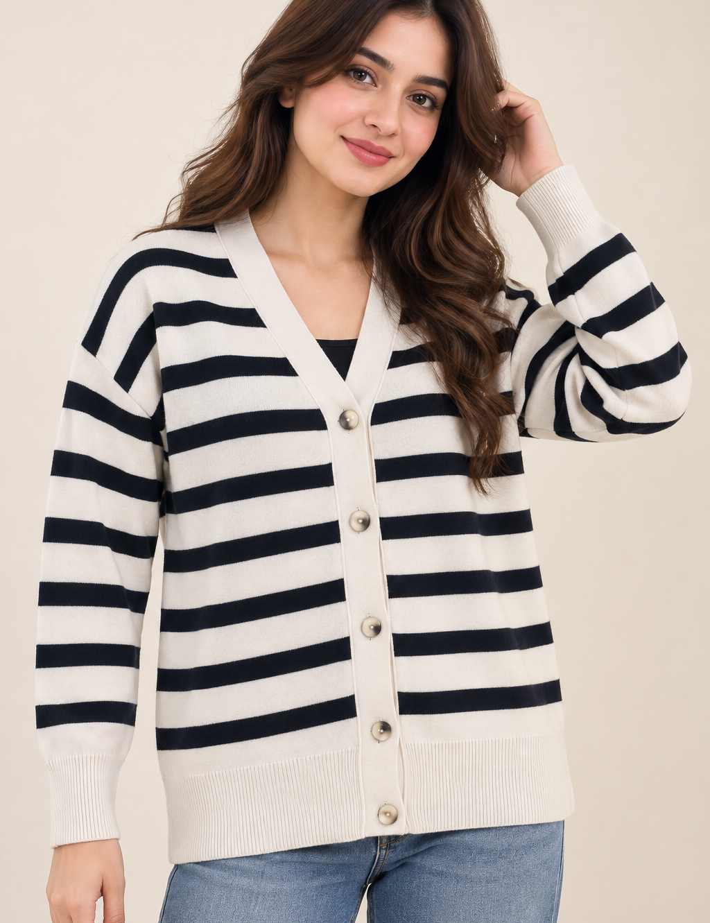 PRIMARK women’s cream and black striped cardigan in UK Size L. Stylish V-neck, button-front design in 4-star very good condition.