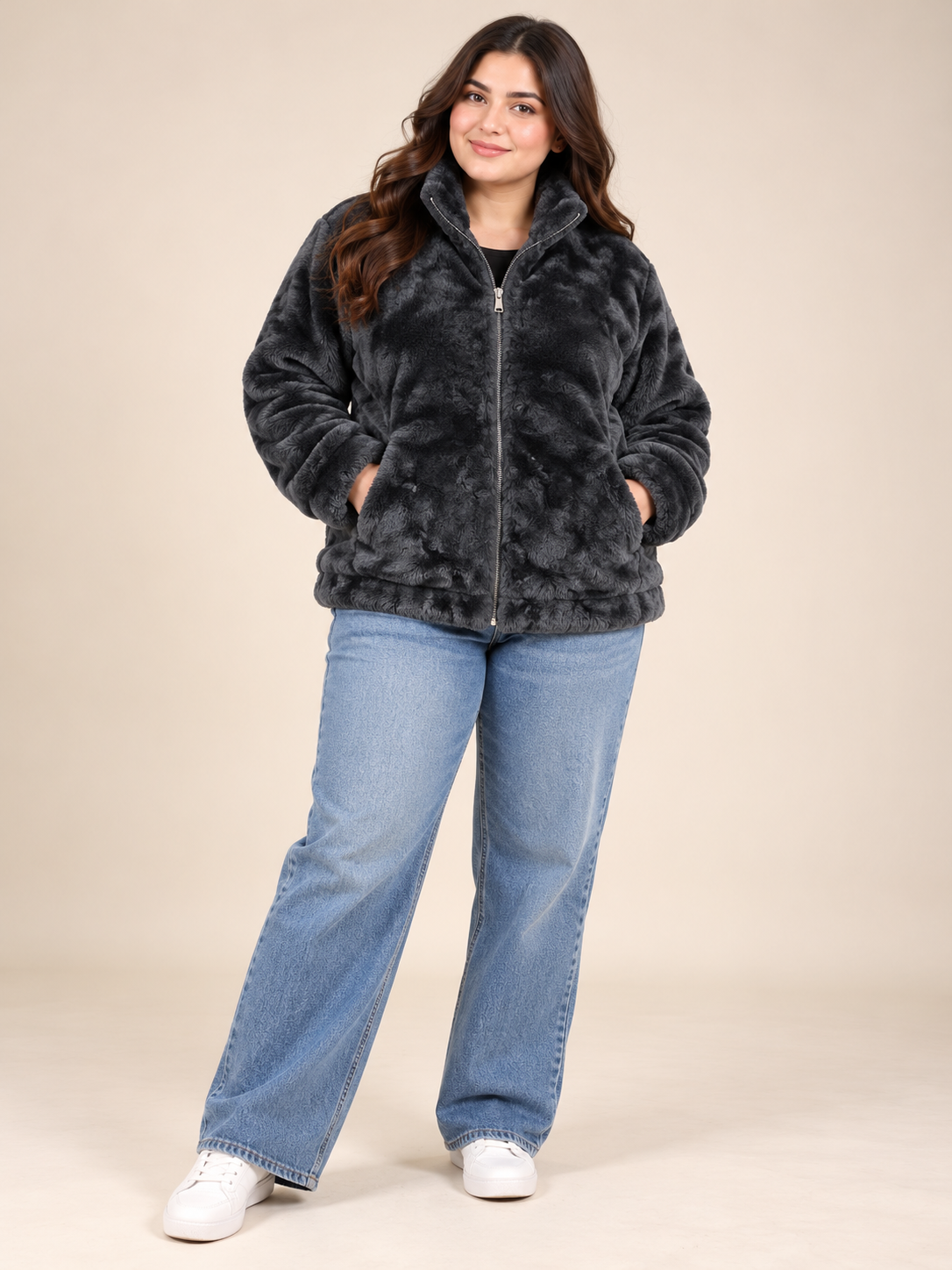  PRIMARK Women's Charcoal Grey Faux Fur Zip-Up Jacket in UK Size L. Soft plush texture, cosy raised collar and stylish winter design.