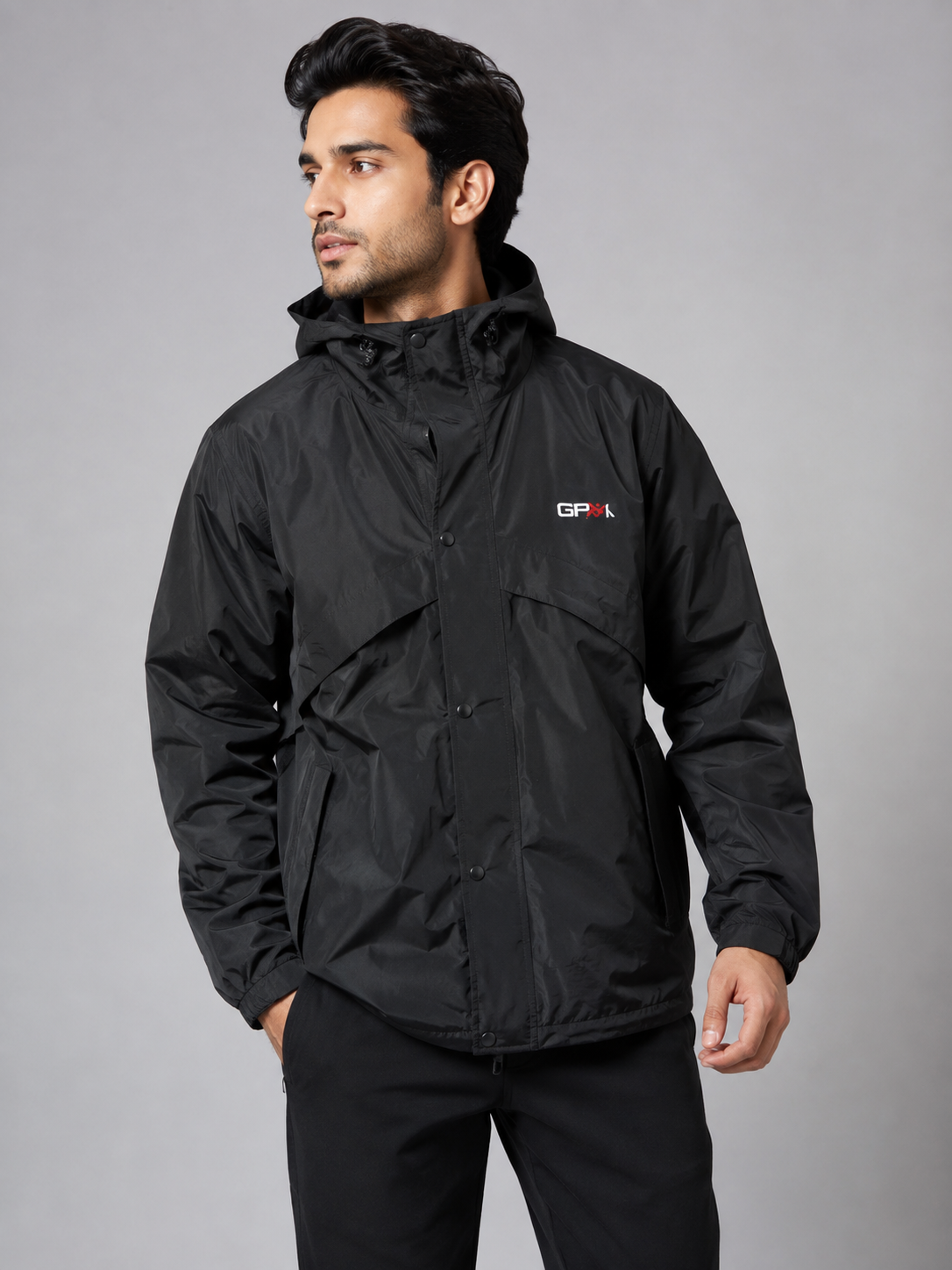  the Result Men’s Black Hooded Jacket in UK Size M. Stylish, lightweight and practical outdoor jacket with hood, pockets and versatile everyday design.