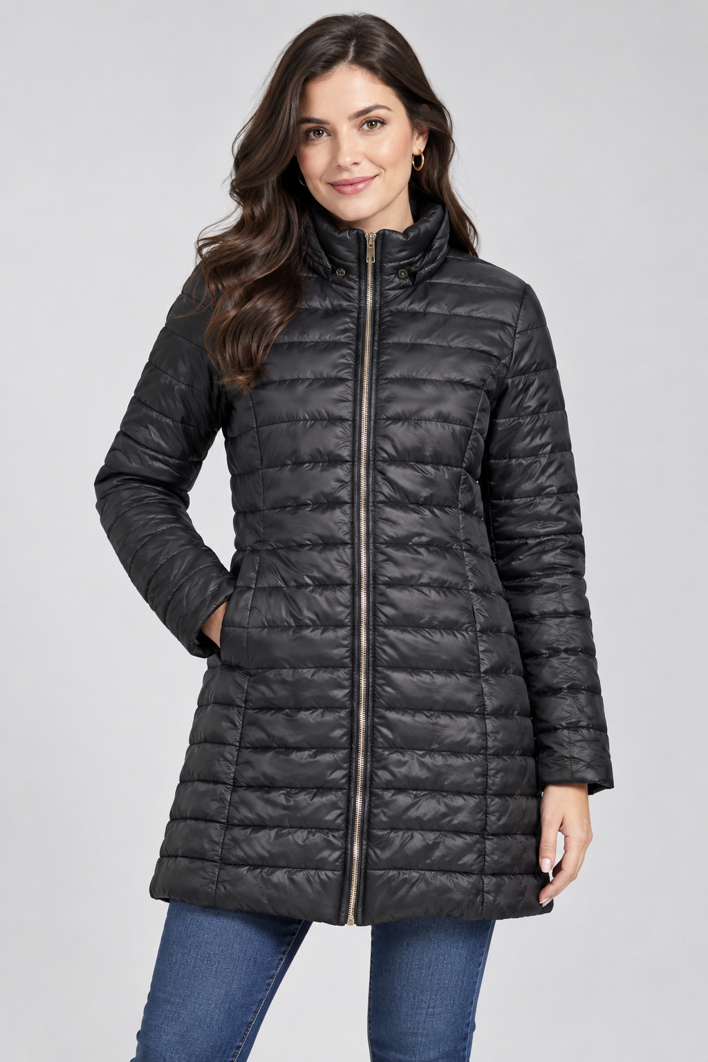   Rising women’s black quilted puffer coat in UK XL. Longline padded design with high collar and full zip, ideal for stylish winter wear.