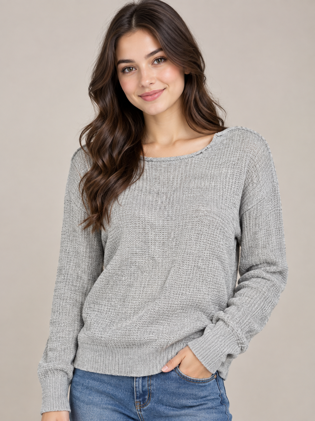 Saw It First women’s top in UK Size S/M. Stylish, comfortable and versatile branded fashion at a great value from UK Customer Returns.