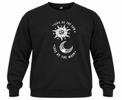  SHEIN men’s black Sun & Moon graphic sweatshirt in UK Size 2XL. Stylish crew neck pullover with long sleeves and celestial print.