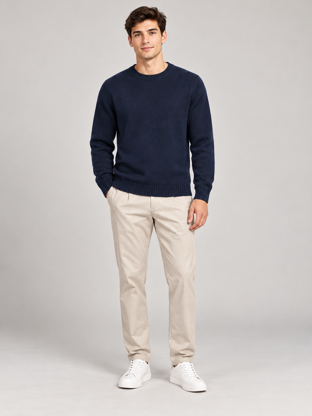  SOUL STAR men’s plain navy crew neck jumper in UK size L. Long sleeves and ribbed trims. Chest measures 22 inches flat; length 25 inches.