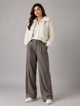 Urban Landscape Women's Cream Faux Fur Cropped Zip Jacket with Plush Collar