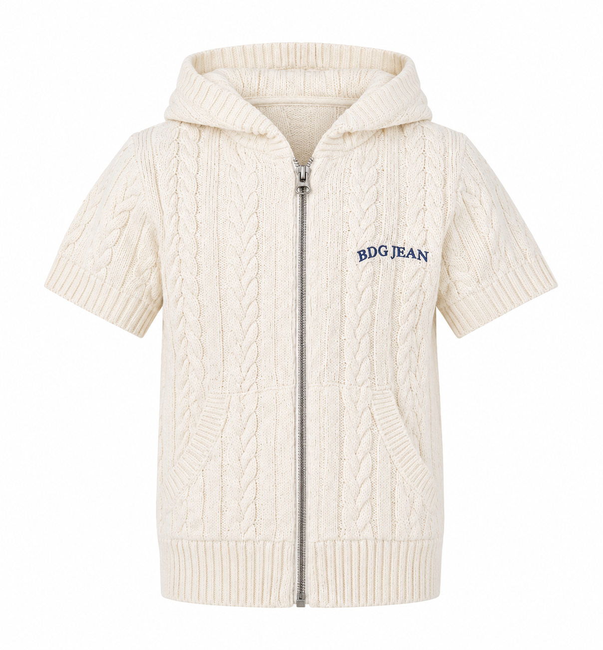  Urban Outfitters boys cream cable knit hooded jumper in UK size 3-4 years. Stylish zip-up design with pockets, short sleeves and cosy knit texture.