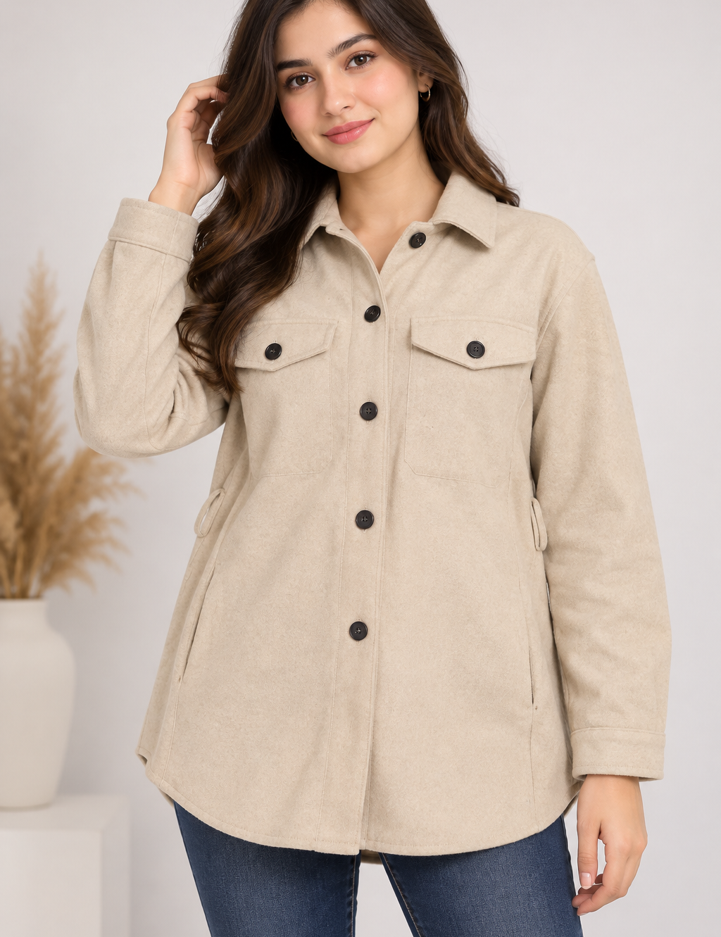 ZARA Women’s Beige Shacket in UK Size L. Stylish button-up overshirt jacket with chest and side pockets, perfect for casual layering.